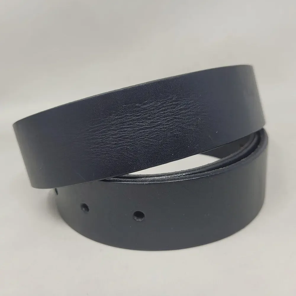 Gap Belt Mens 36 Black Leather Casual Minimalist Everyday Classic Silver Buckle